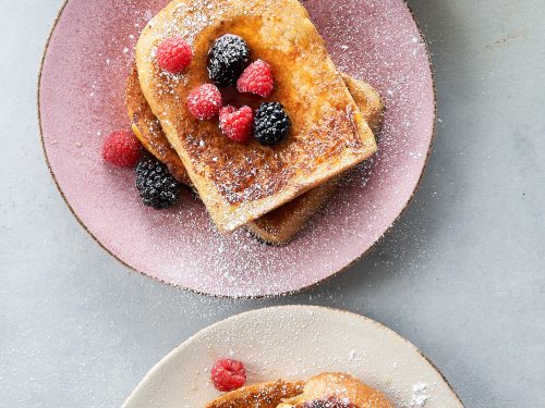 https://athomeplantbased.com/wp-content/uploads/2022/01/plant-based-french-toast_athomeplantbased-500x375.jpg